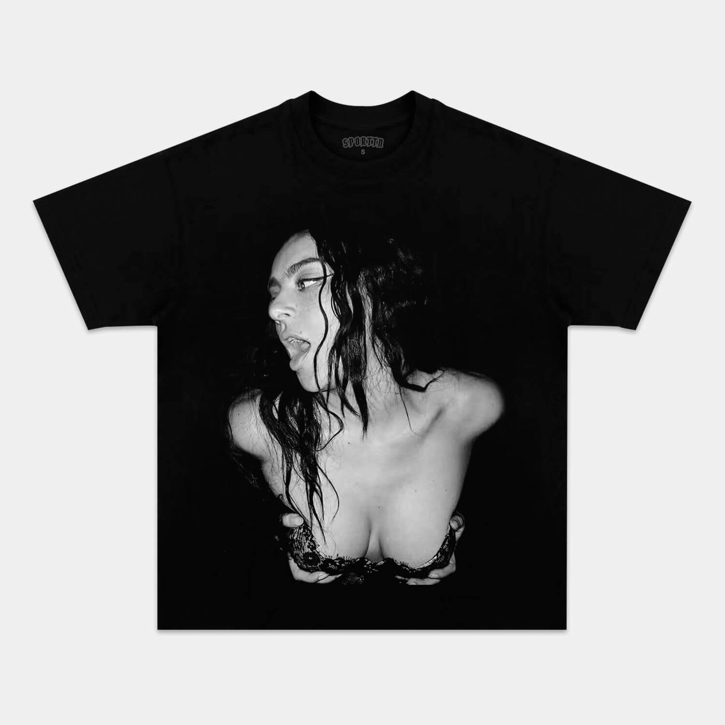 CHARLI XCX 12.31 TEE