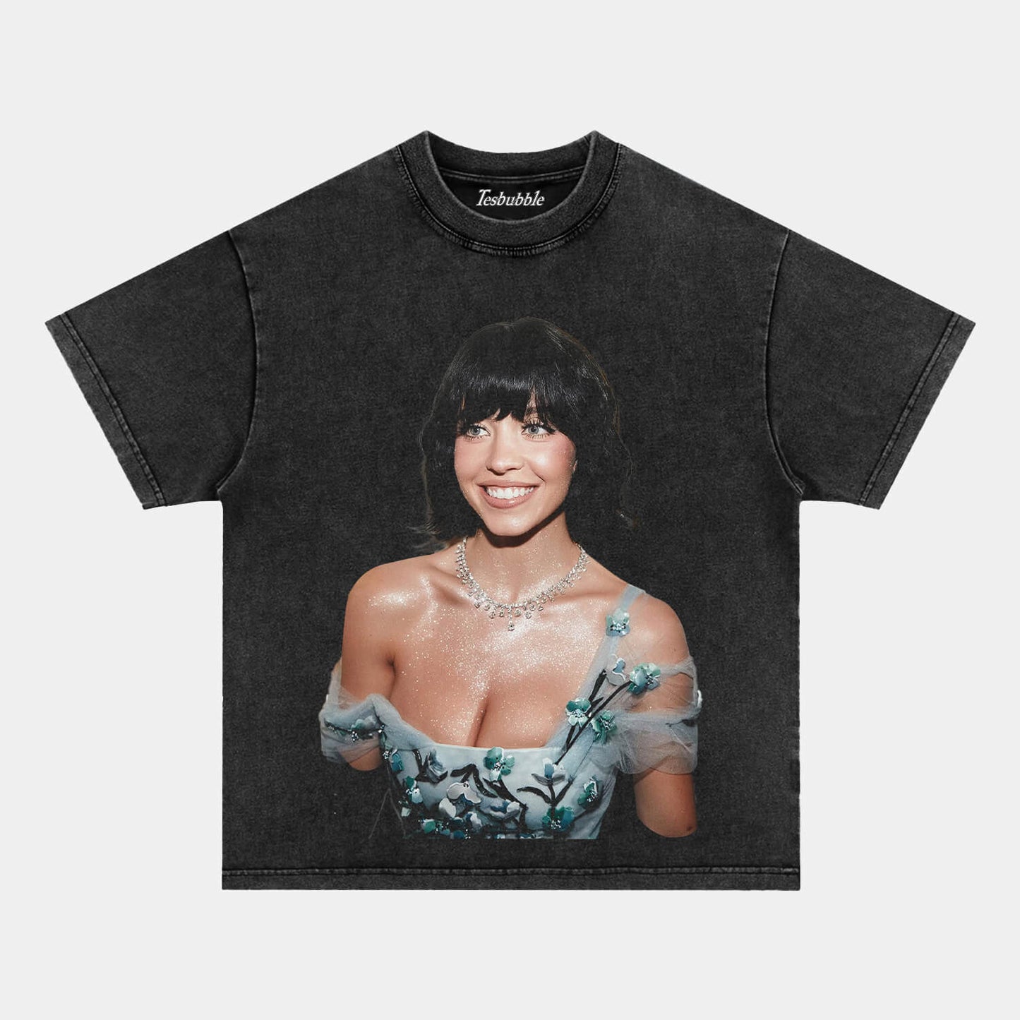 SYDNEY SWEENEY 1.15 TEE