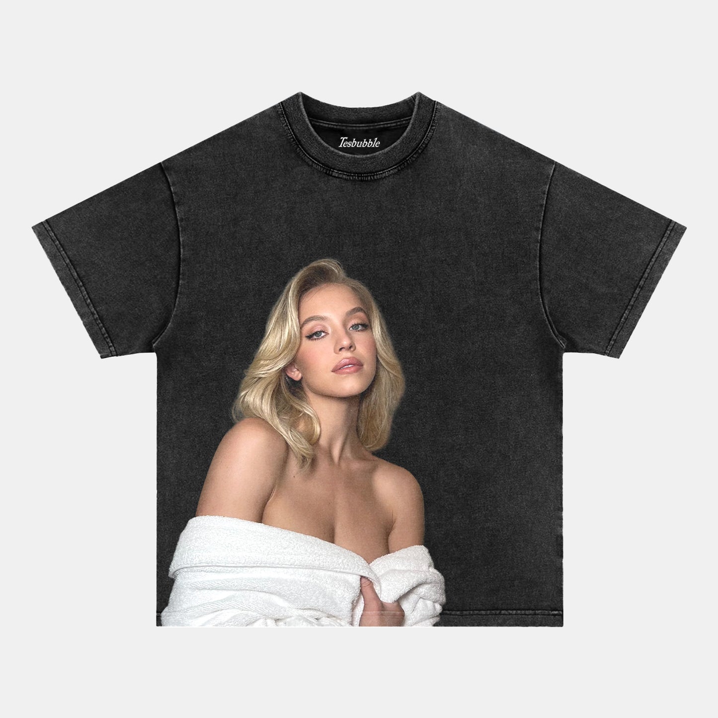 SYDNEY SWEENEY W30 TEE