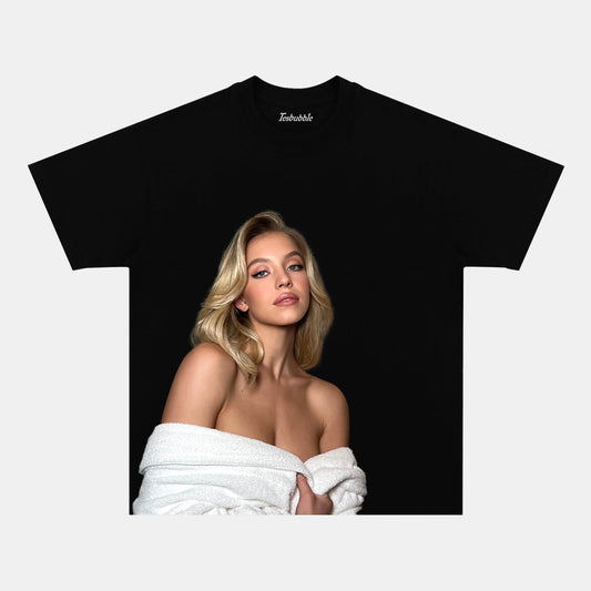 SYDNEY SWEENEY W30 TEE